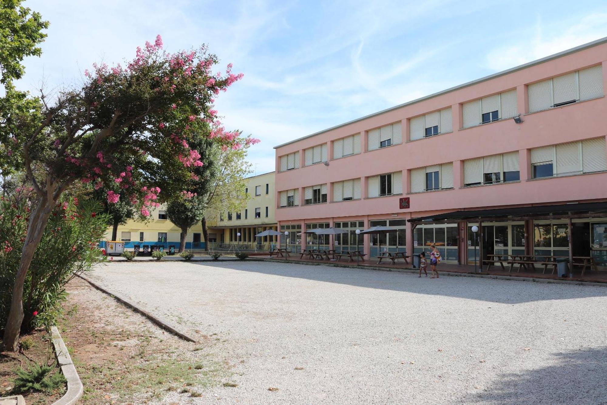 Ostello Paradiso Di Eurocamp Cesenatico Exterior photo